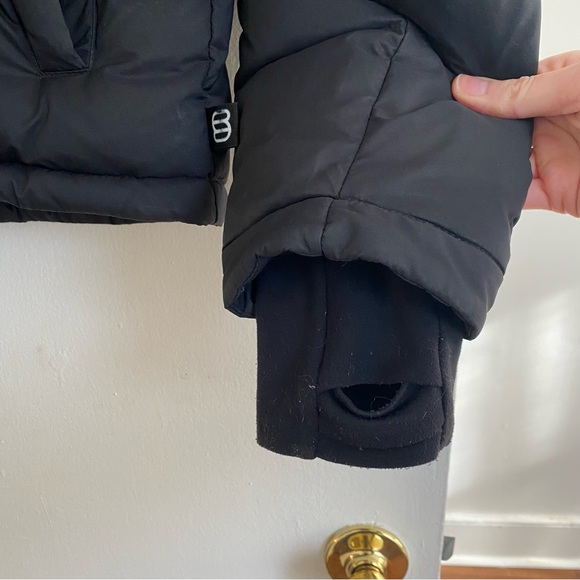 Aritzia Black The Super Puff Shorty - Picture 8 of 10